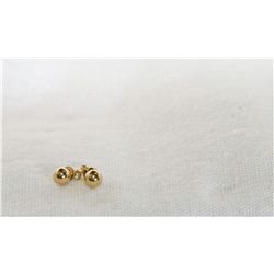 10 Kt Gold Ball Stud earrings