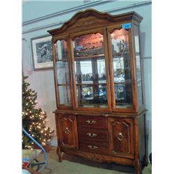 Lighted buffet and hutch