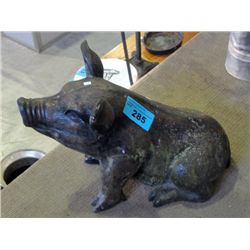 Ceramic pig