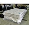 Image 1 : Double size mattress and boxspring set