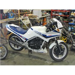 HOnda VT250F street bike