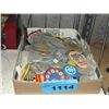 Image 1 : Box full of assorted buttons and sew on badges