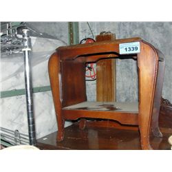 vintage magazine table