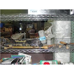 Shelf lot of vintage collectables