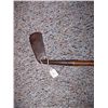Image 2 : Maple - left hand square dot putter