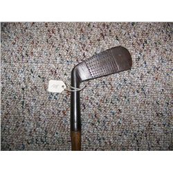 Columbia - Square dot putter