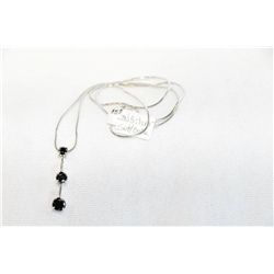 Ladies sterling silver necklace with pendant
