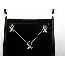 Ladies sterling silver necklace with pendant and