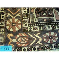 Hand knotted persian area rug
