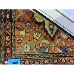 Hand knotted persian area rug
