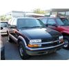 Image 1 : 1999 Chev Blazer Black Aircared, no declarations *AS IS* needs front Hub work 182 938km