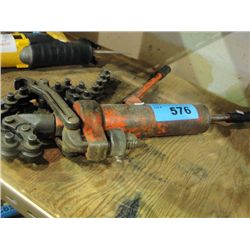 Heavy duty pipe bender