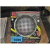 Image 1 : 8" universal carpeted speaker enclosure