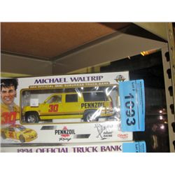 Michael Waltrip 1994 suburban diecast metal collectors truck bank