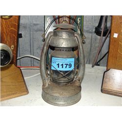 Embury warsaw new york USA vintage barn lantern