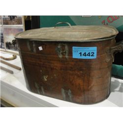 Vintage lidded copper boiler