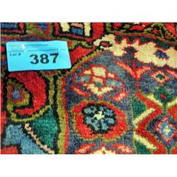 Hand knotted persian area rug