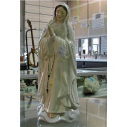 Royal albert bone china england figurine