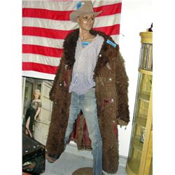 clothing store mannequine complete with