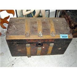 Dome top trunk