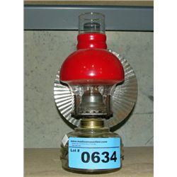 Early 1900s oil lamp with reflector