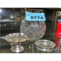 Crystal vase, drink coaster and small dish