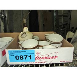One box of collectable items
