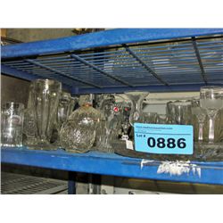 Shelf lot of assorted crystal and glassware