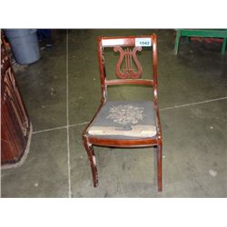 Duncan Phyfe mahogany side chair