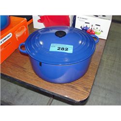 New Le Creuset made in France 13 1/4 quart