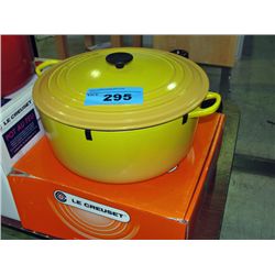 New Le Creuset made in France 13 1/4 quart