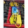 Image 1 : Flourescent work light with 25F cord (x4 take one