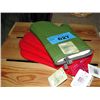 Image 1 : Lot of 5 new silicone oven mitts