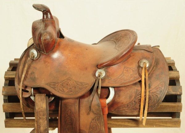 Breloque Montre R.T. Frazier Famous Pueblo Saddles - 2 X 0.5 Pouces - Occasion