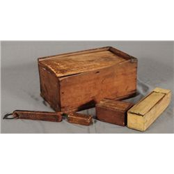 1828 Spice Box