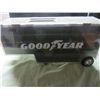 Image 21 : REDBOX Goodyear Transport
