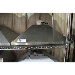 BOSCH 30" STAINLESS STEEL TRIANGULAR HOOD FAN