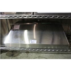 STAINLESS STEEL LOCK CRAFTED HOOD FAN