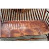 Image 2 : WINDSOR TYPE SPINDLED BENCH
