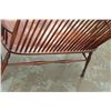 Image 4 : WINDSOR TYPE SPINDLED BENCH