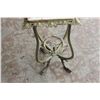 Image 3 : ALABASTER & BRASS PLANT STAND