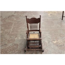 OAK FOLD DOWN HIGH CHAIR