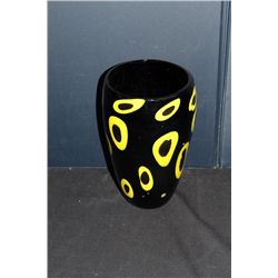 ANN PRIMROSE VASE