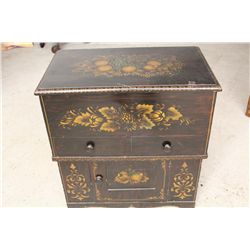LIFT TOP COMMODE - PINE
