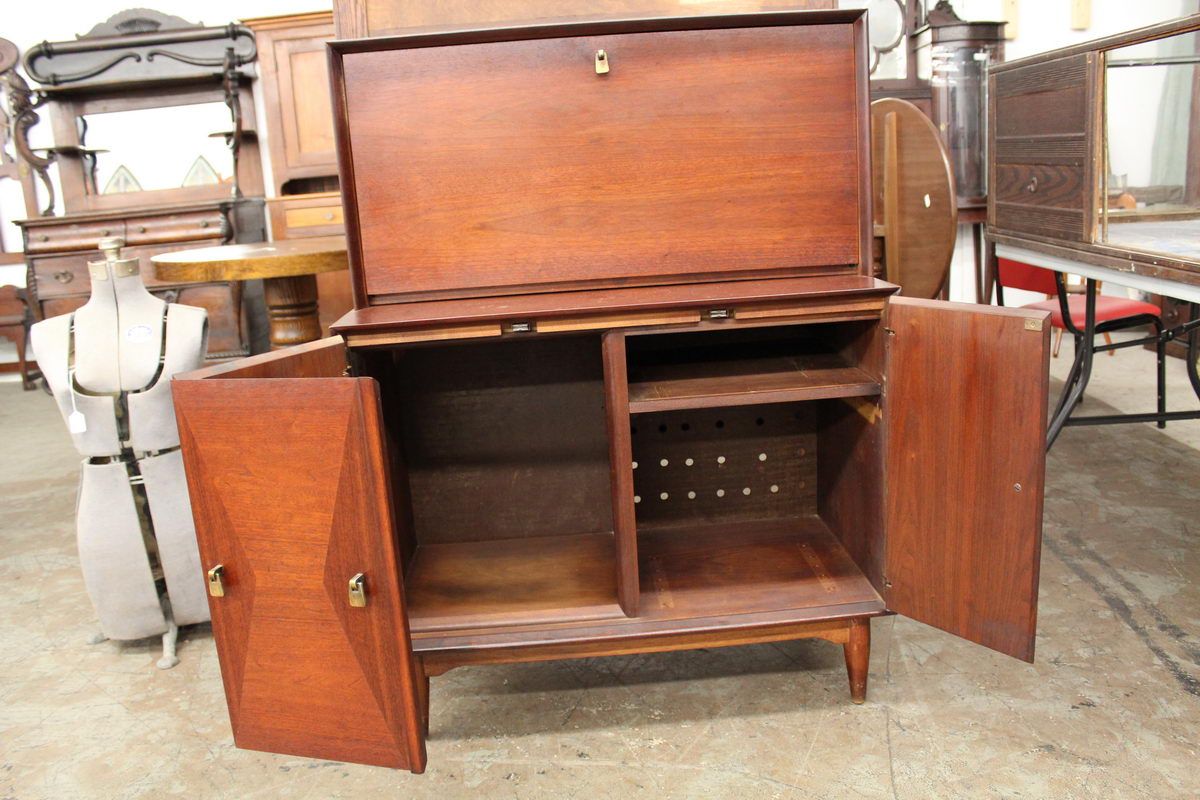 2 PC. MAHOGANY INLAY LIQUOR RAMSEUR FURNITURE CO. N.C.