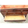Image 5 : CEDAR CHEST