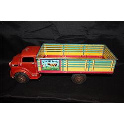MARX FARM TRUCK - GOOD COND. PRESSED TIN 18"