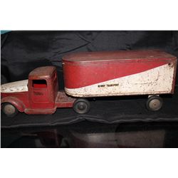 EARLY STRUCTO HI-WAY TRANSPORT - ALL GOOD AND SOLID - NEEDS PAINT - 25"
