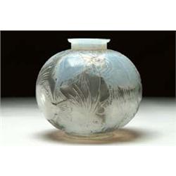 'Poissons' Lalique Vase, 1930's of enamelled...