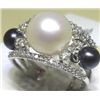 Image 1 : 18K GOLD PEARL AND DIAMOND RING